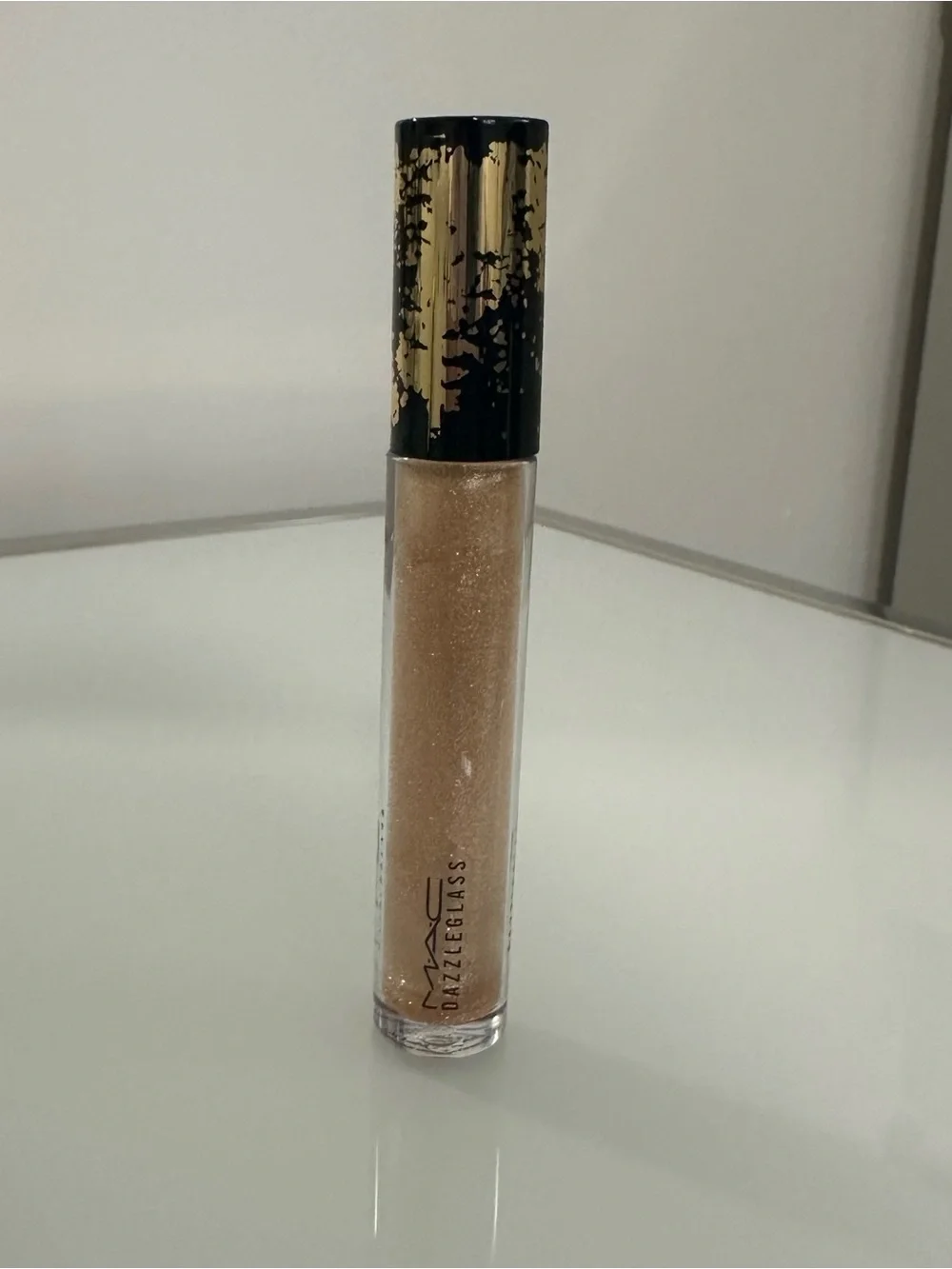 - MAC Cosmetics Dazzleglass Sprinkle In Twinkle nwot